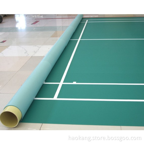 Mobile type rolled badminton court mat